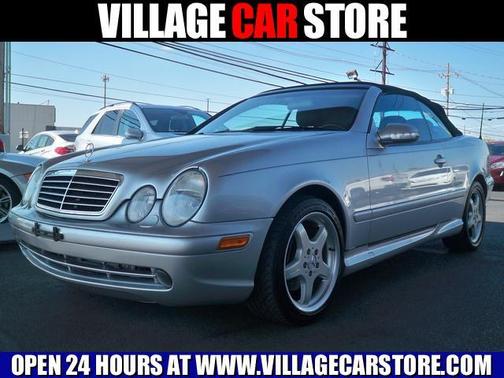 2003 Mercedes-Benz CLK-Class Base