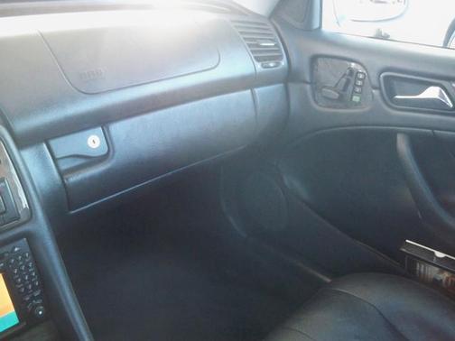 2003 Mercedes-Benz CLK-Class Base