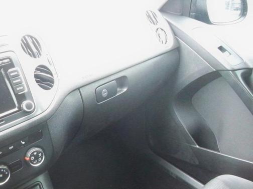 2015 Volkswagen Tiguan Auto S