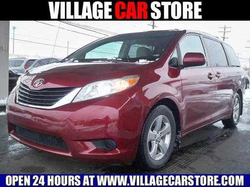 2012 Toyota Sienna LE