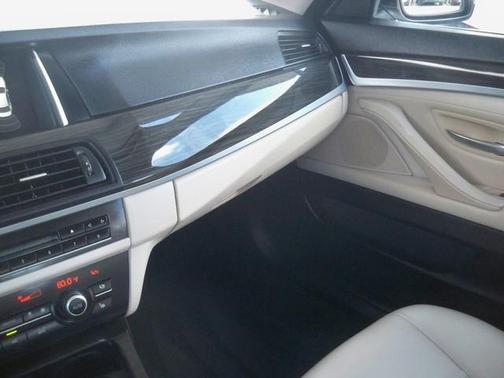 2015 BMW 528 i xDrive