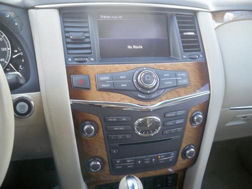 2011 INFINITI QX56 Base