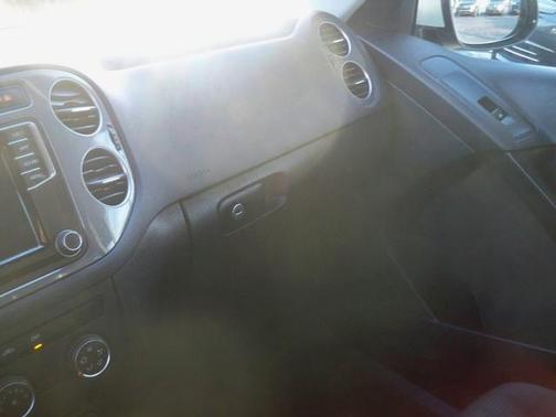 2017 Volkswagen Tiguan Limited 2.0T