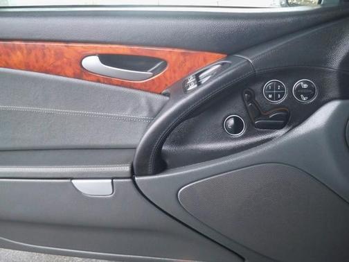 2004 Mercedes-Benz SL-Class 5.0L