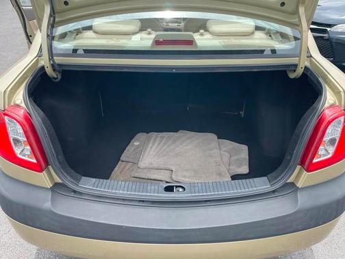 Cashmere Beige 2008 Kia Rio LX