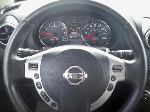 2011 Nissan Rogue SV