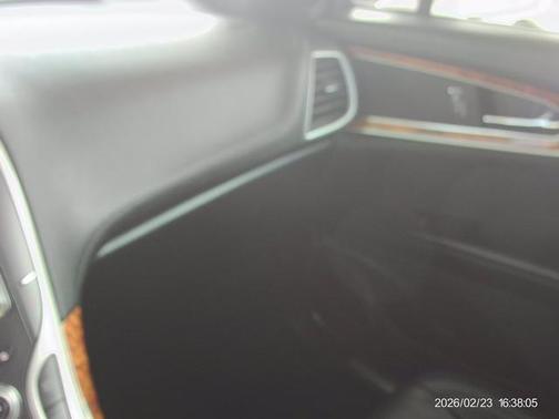 White Platinum Tri-Coat Metallic 2017 Lincoln MKX Reserve