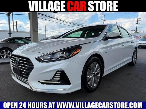 Hyper White 2019 Hyundai SONATA Hybrid SE