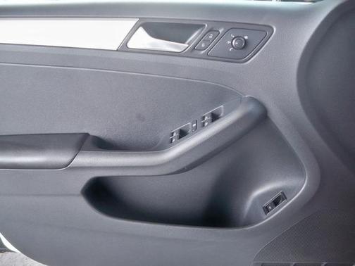 2015 Volkswagen Jetta Auto SE PZEV
