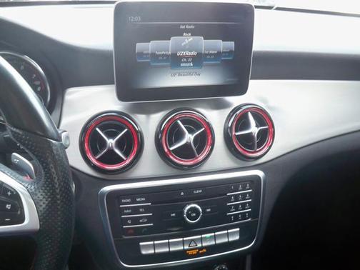 2018 Mercedes-Benz CLA 250 Base 4MATIC