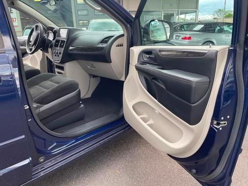 2016 Dodge Grand Caravan AVP/SE