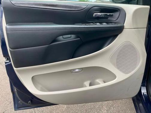2016 Dodge Grand Caravan AVP/SE