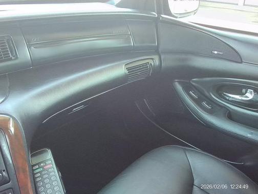 Black Clearcoat 1997 Lincoln Mark VIII LSC