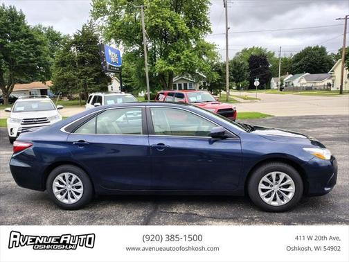 2017 Toyota Camry LE