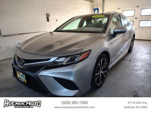 2020 Toyota Camry SE