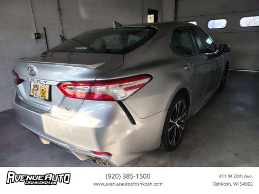 2020 Toyota Camry SE