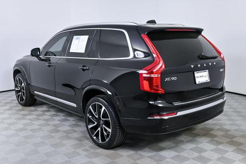 2023 Volvo XC90 B6 Plus 6-Seater