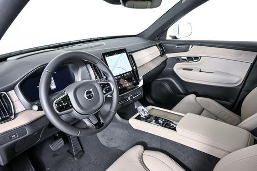 2026 Volvo XC90 Ultra, B6 AWD Gas (mild hybrid), Gasoline, Bright, 7 Seats