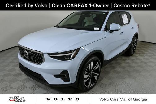 2024 Volvo XC40 B5 Ultimate Bright Theme