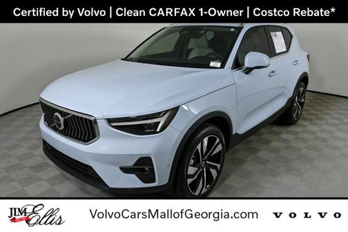 2024 Volvo XC40 B5 Ultimate Bright Theme