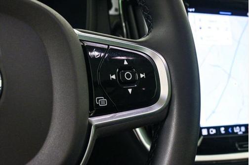 2024 Volvo V60 Cross Country B5 Plus