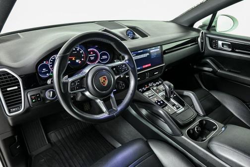 2020 Porsche Cayenne Cayenne