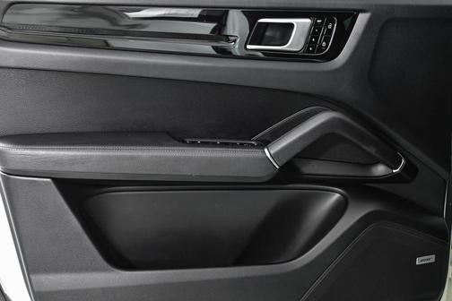 2020 Porsche Cayenne Cayenne