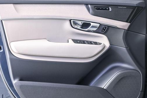 Denim Blue Metallic 2026 Volvo XC90 Plug-In Hybrid Ultra, T8 AWD, Electric/Gasoline, Bright, 7 Seats