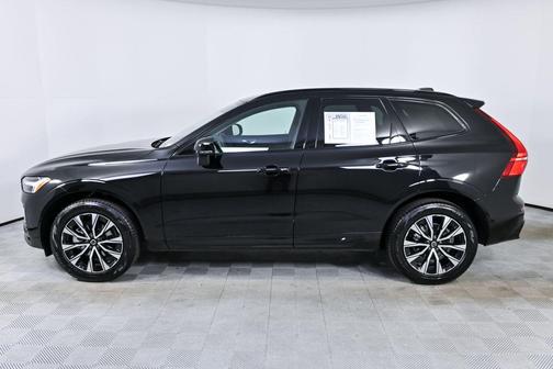 2025 Volvo XC60 B5 Core