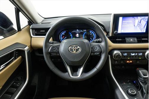 2023 Toyota RAV4 Hybrid XLE Premium