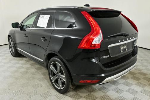 2017 Volvo XC60 T5 Dynamic