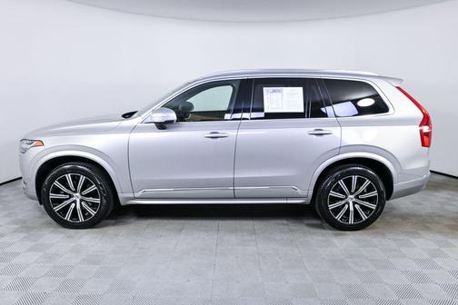 2024 Volvo XC90 B5 Plus Bright Theme