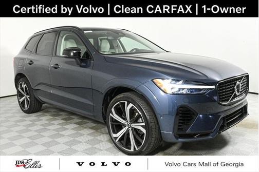 2023 Volvo XC60 Recharge Plug-In Hybrid T8 Ultimate Dark Theme