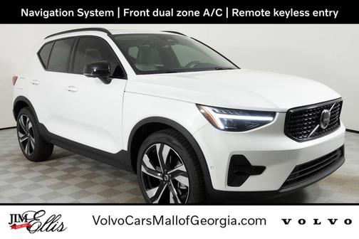 2026 Volvo XC40 B5 Ultra