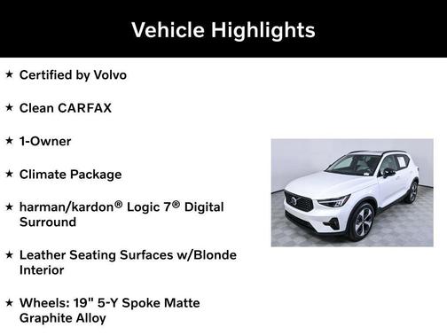 2025 Volvo XC40 B5 Plus Dark Theme