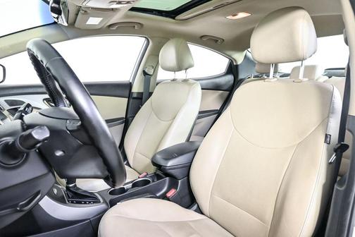 2015 Hyundai ELANTRA Limited