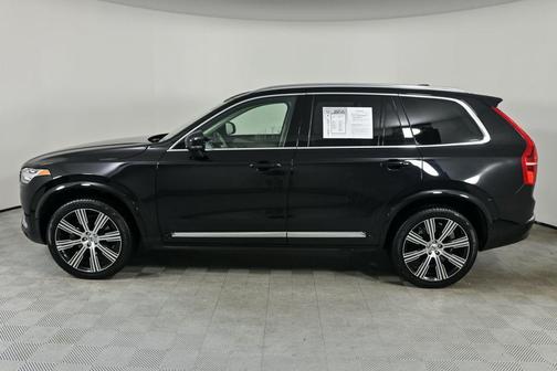 2024 Volvo XC90 B6 Ultimate Bright Theme 7-Seater
