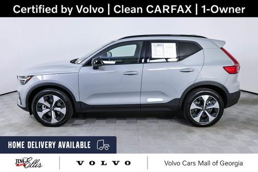 Vapour Grey Metallic 2026 Volvo XC40 Plus, B5 AWD Gas (mild hybrid), Dark