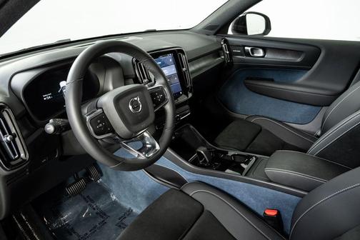 2023 Volvo XC40 Recharge Pure Electric Twin Ultimate