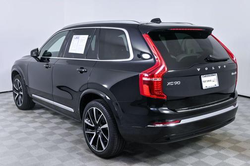 2023 Volvo XC90 B6 Plus 6-Seater