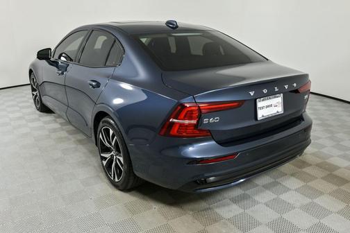 2023 Volvo S60 B5 Core Dark Theme