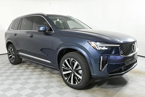 2025 Volvo XC90 B6 Core