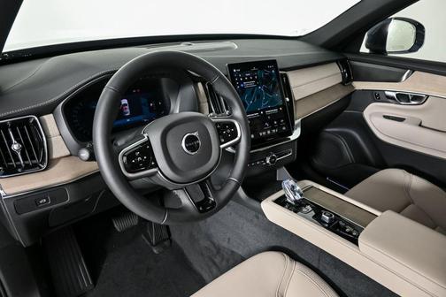 2026 Volvo XC90 B6 Plus 7-Seater