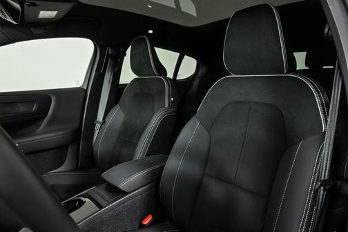 2023 Volvo C40 Recharge Pure Electric Twin Ultimate