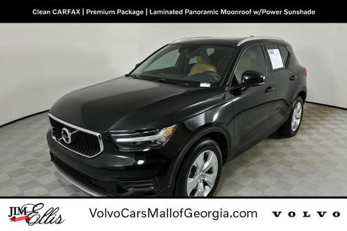 2020 Volvo XC40 T4 Momentum