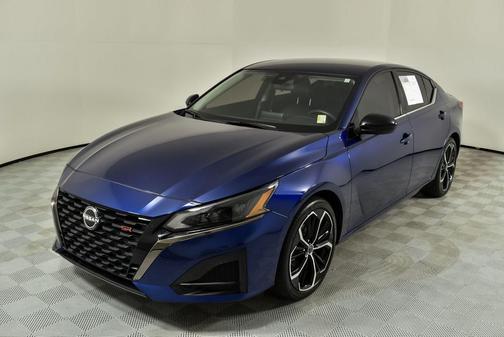 2024 Nissan Altima SR FWD