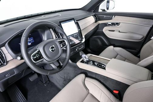 2026 Volvo XC90 Ultra, B5 AWD Gas (mild hybrid), Gasoline, Bright, 6 Seats