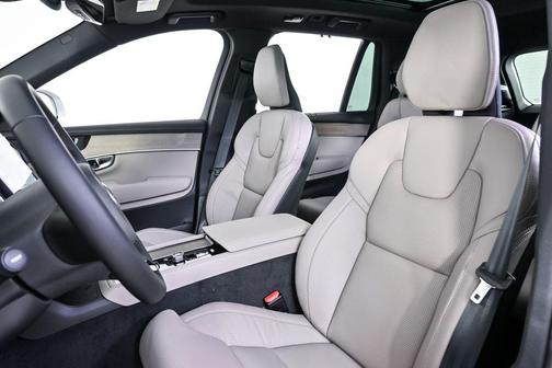 2026 Volvo XC90 Ultra, B5 AWD Gas (mild hybrid), Gasoline, Bright, 6 Seats