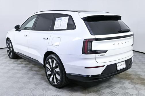 2025 Volvo EX90 Ultra, Twin Motor Performance, Fully electric, 7 Seats