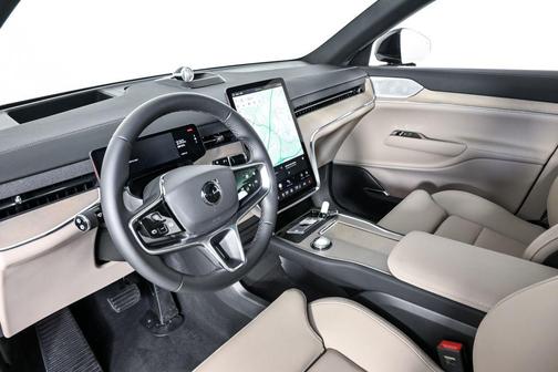 2025 Volvo EX90 Ultra, Twin Motor Performance, Fully electric, 7 Seats